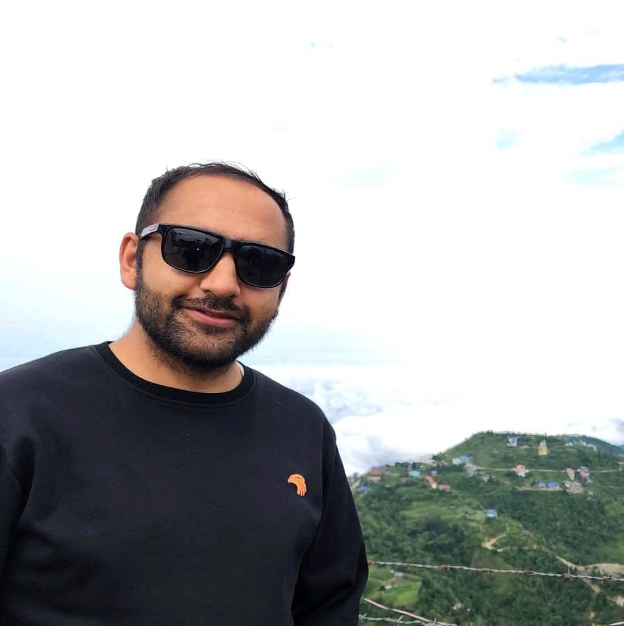 गाेपाल निराैला