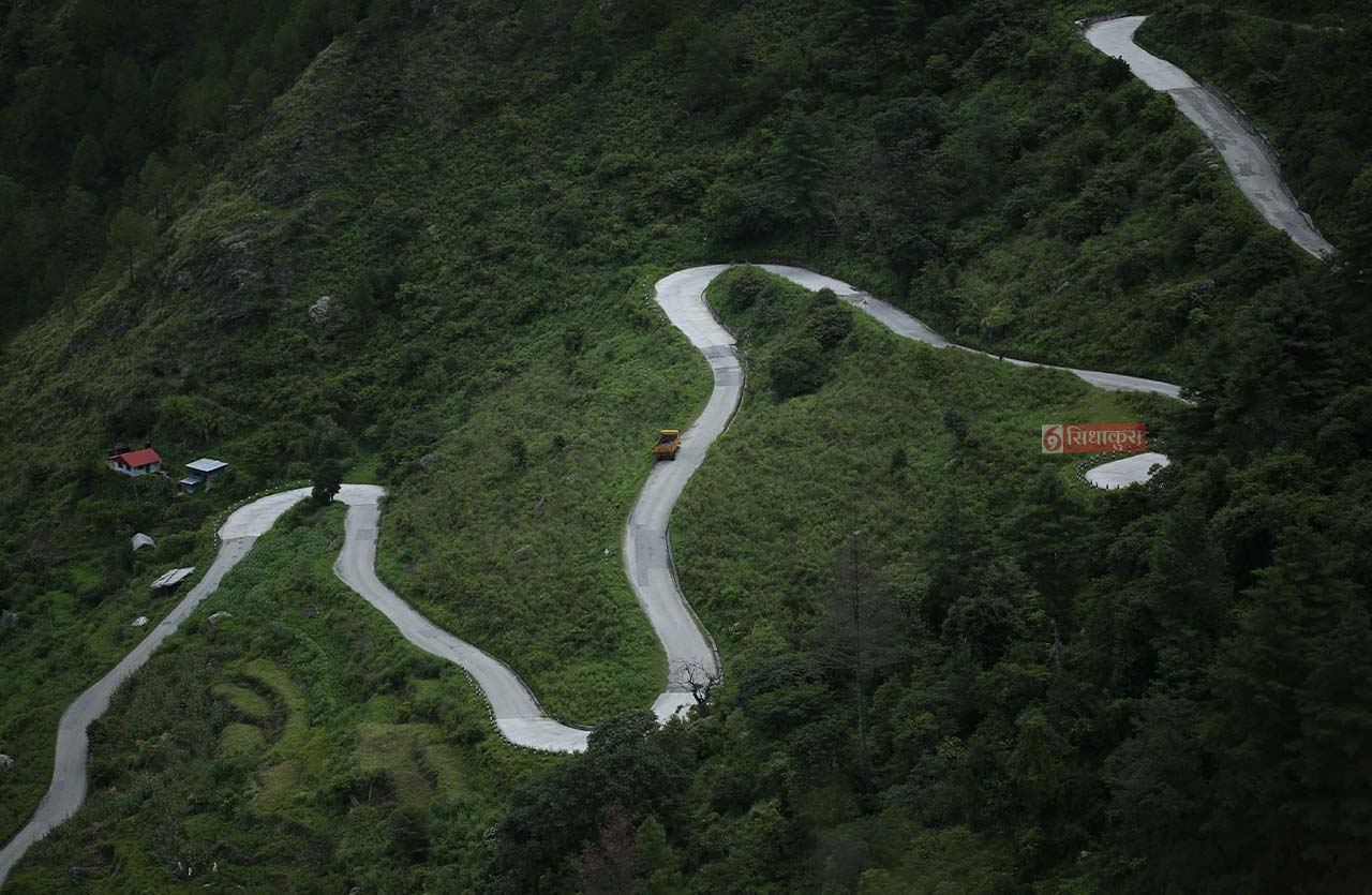 12ghumti-road2_sidhakura-1756010901.jpg