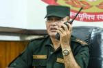 राजु पाण्डेको पक्षमा अदालतको आदेश, ‘सुरक्षाकर्मीको भुमिका निभाएका हुन्, पदमा रहेर कामकाज गर्न दिनु’