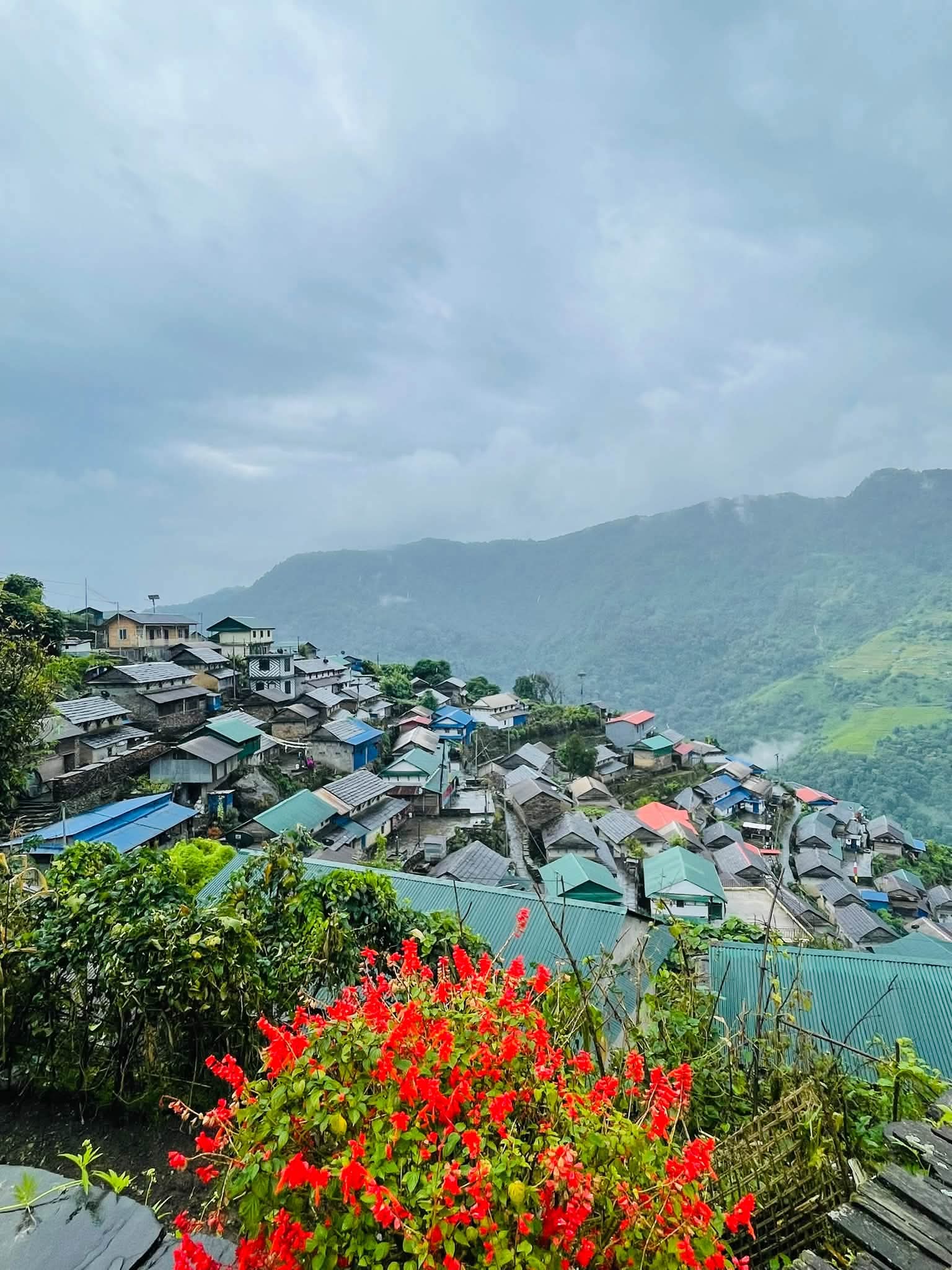 दसैँको बिदामा घुम्न लमजुङका यी १० गन्तव्य