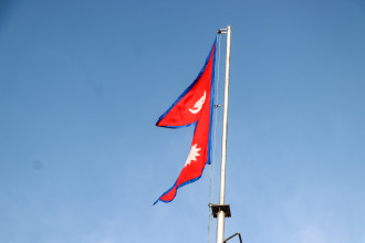 बागलुङमा बर्सेनि चार लाखका झण्डा (तस्बिरहरू)