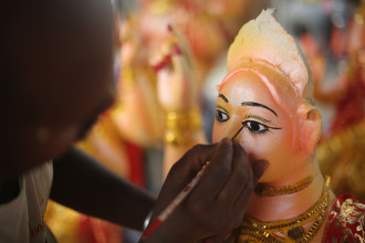 विश्वकर्मा बाबाको सिँगारपटार (तस्बिरकथा)
