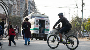 महानगरले बनाएको साइकल लेनमा त्रुटि छ: साइक्लिस्ट