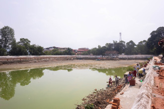 स्थानीयको सहभागितामा सिद्धपोखरीको मर्मत कार्य सञ्चालन(तस्बिरहरु)