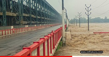 वर्षा रोकिएसँगै घट्न थाल्यो सप्तकोशी नदीको वहाव