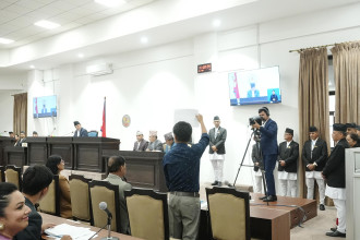 हर्क साम्पाङको अवरोध : न संसद् रोकिन्छ, न प्रश्न