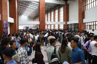 पासपोर्ट बनाउन पनि किन यति सास्ती ? (तस्बिरहरु)