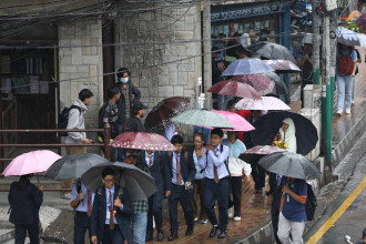 उपत्यकासहित देशभर वर्षा, जनजीवन प्रभावित (तस्बिरहरू)