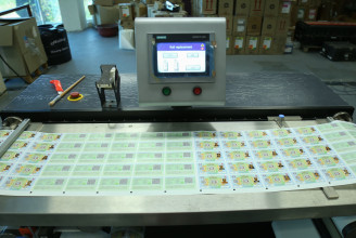 सुरक्षण मुद्रण केन्द्रले ड्राइभिङ लाइसेन्स छपाइ (तस्बिहरहरु)