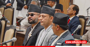 सेतो दौरा र कालो कोटमा संसद छिरे बालेन