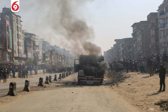ट्रिपरको ठक्करबाट स्कुटर चालकको मृत्युपछि तनावग्रस्त बनेपा क्षेत्र(तस्बिरहरु)