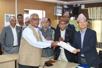 सार्वजनिक लेखा समितिको सभापतिमा कांग्रेसका सांसद खड्काको मनोनयन दर्ता