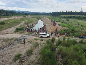 कटारीमा पौडी खेल्ने क्रममा डुबेर एकै घरका तीन बालकको मृत्यु