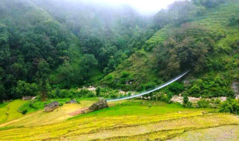खोलामा पुल बन्यो तर छैन जाने बाटो
