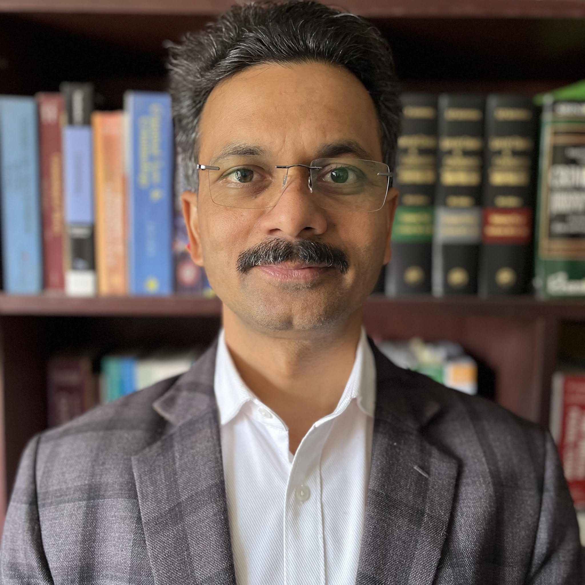 हिरासतको बयान सार्वजनिक गर्नु गोपनीयताको हनन् हो : फौजदारी कानुन विज्ञ आचार्य
