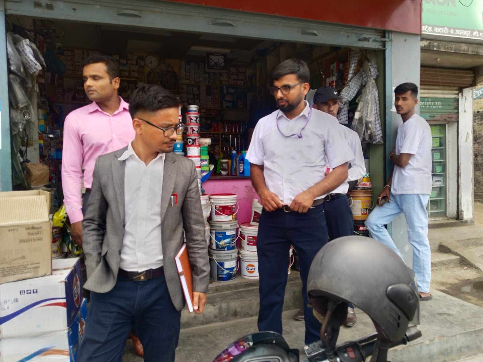 प्रशासनद्वारा कटारी बजार अनुगमन