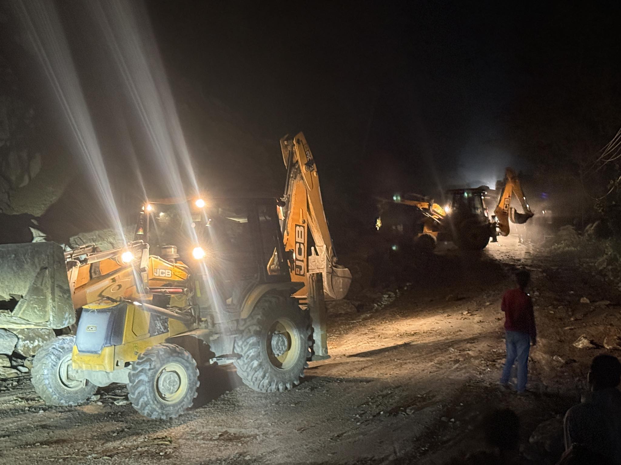 दुईतर्फी खुल्यो अवरुद्ध पृथ्वीराजमार्ग