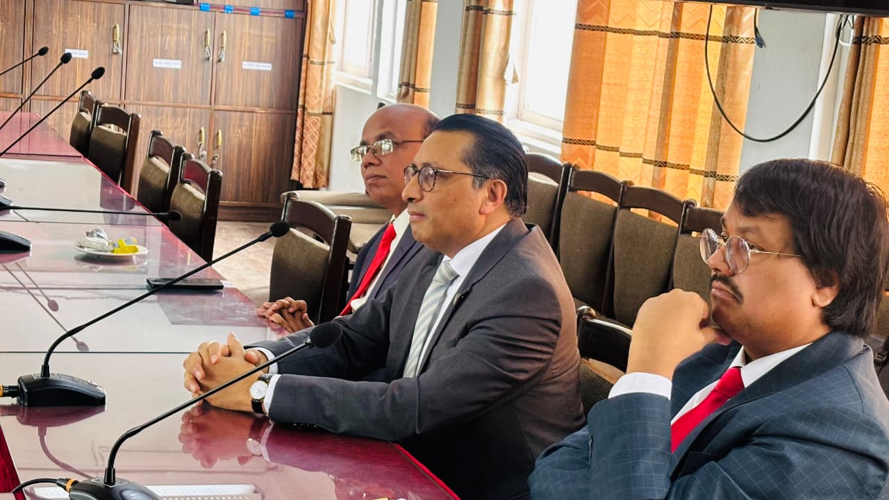 सुनसरी घटना समाधान गर्न प्रधानमन्त्रीले विशेष पहल गरिरहनुभएको छः अर्थमन्त्री डा. स्वर्णिम वाग्ले
