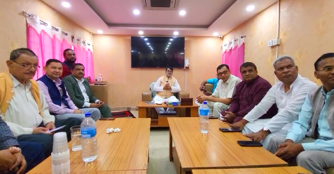 मधेशमा मुख्यमन्त्री नियुक्तिविरुद्ध ७ राजनीतिक दल अदालत जाने, सभामुखलाई महाभियोग लगाउनेबारे छलफल