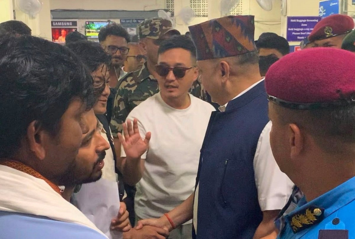 मिटरब्याज पीडितलाई वार्ताकालागि गृहमन्त्रीले नै विमानबाट काठमाडौँ पठाए