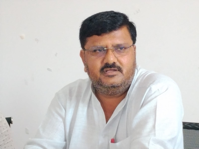 पक्राउ पुर्जी जारी भएपछि प्रतापपुर गाउँपालिका अध्यक्ष यादव फरार