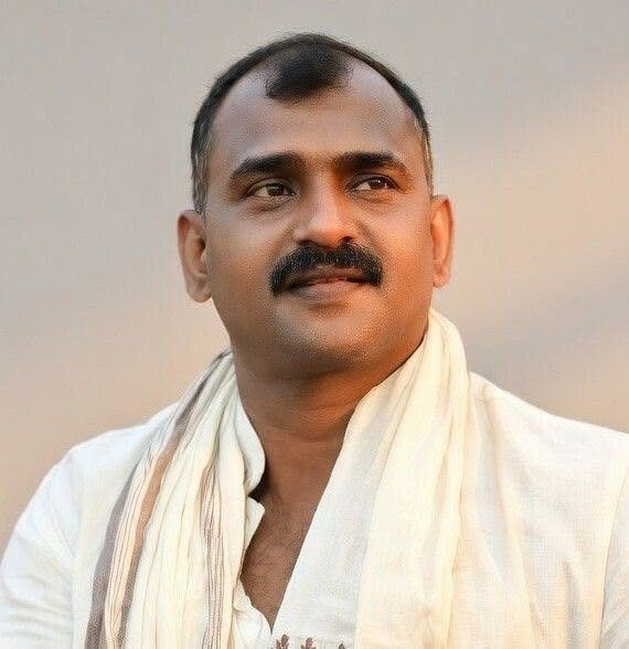 आलोचना दबाएर एमाले बलियो हुँदैन : शम्भु शाह