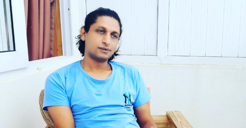 ‘मैले तयार गरेको गीतहरु आफैँले प्रयोग गर्न नपाउँदाको पीडालाई शब्दमा कसरी बयान गरूँ ?’ : गायक अनिल सिंह