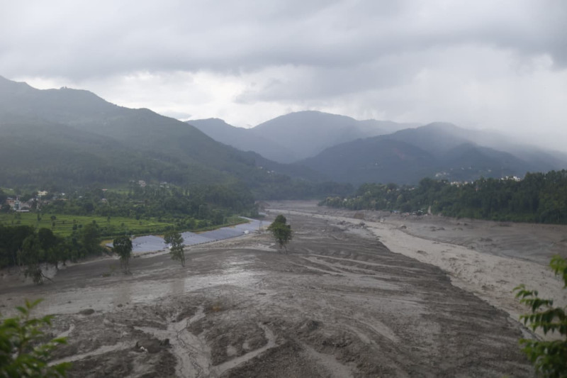 भोटेकोशी बाढीः कर्तव्य पालनाका सिलसिलामा मृत्यु भएका सशस्त्र प्रहरीका परिवारलाई २५ लाख राहत