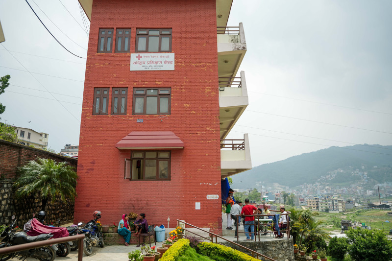 बनेपाको सुकुम्बासी होल्डिङ सेन्टरमा जे देखियो(तस्बिरहरु)