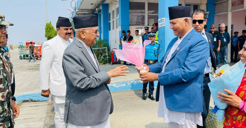 बुद्धजयन्तीको कार्यक्रममा सहभागी हुन लुम्बिनी पुगे प्रधानमन्त्री