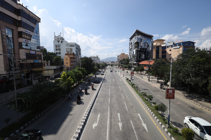 काठमाडौँ महानगरपालिकाले सहरलाई धुलोमुक्त बनाउँदै