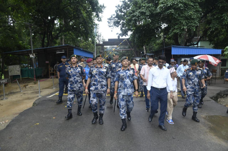 सरकारको ‘स्प्रिट’ अनुसार काम गर्न र सीमा सुरक्षामा कुनै कमीकमजोरी हुन नदिन सशस्त्र प्रहरी महानिरीक्षकको निर्देशन