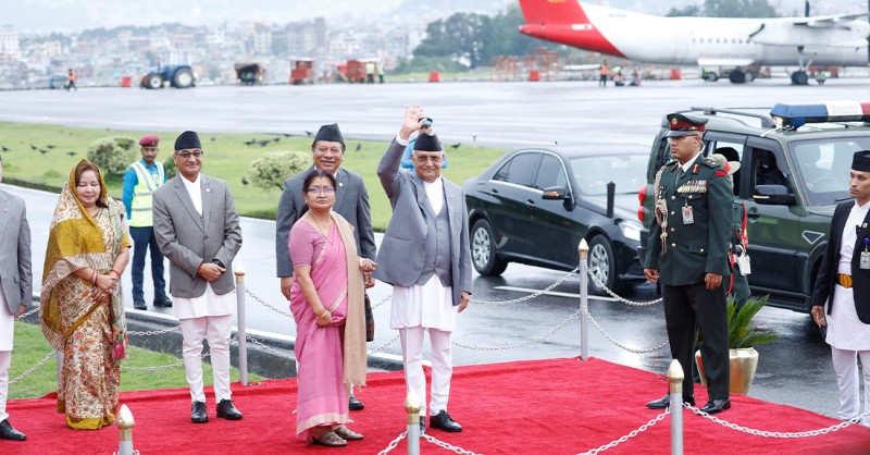 प्रधानमन्त्री ओली चीन प्रस्थान