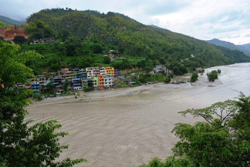 सुनकोशी र भोटेकोशी नदी आसपासमा बाढीको जोखिम, बासिन्दालाई सतर्क रहन आग्रह