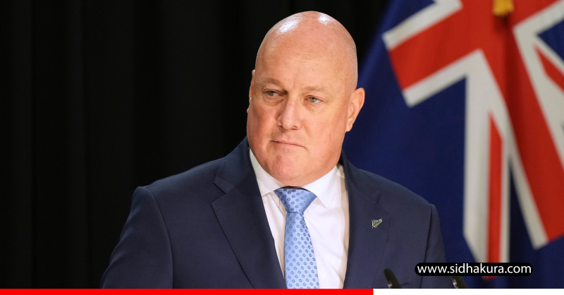 न्युजिल्यान्डका प्रधानमन्त्री लक्सनलाई पार्टीको पुनः समर्थन