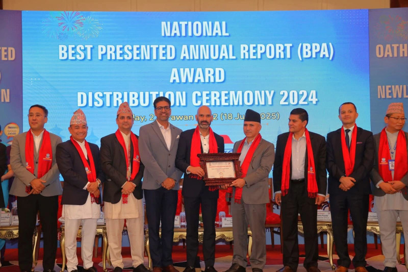 आइक्यानबाट सिल्भर अवार्ड प्राप्त गर्ने पहिलो जीवन बीमा कम्पनी बन्यो नेपाल लाइफइन्स्योरेन्स
