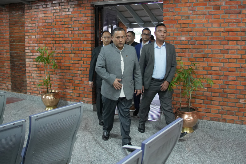 न्युयोर्क लागे परराष्ट्रमन्त्री शिशिर खनाल