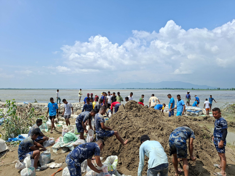 सुस्ता जोगाउन स्थानीय र सुरक्षाकर्मी जनश्रमदानमा (तस्बिरहरू)