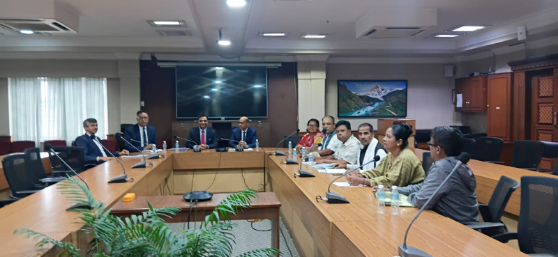 लघुवित्त पीडित र सरकारबीच निर्णायक वार्ता सुरु