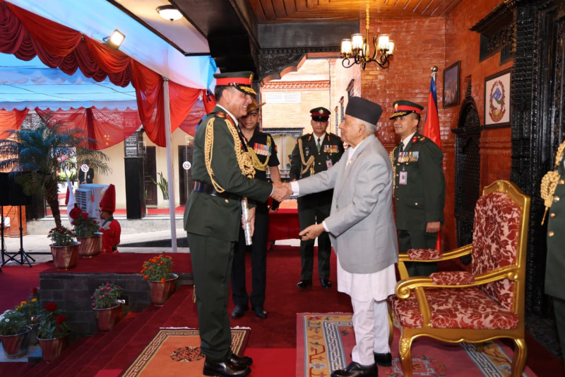 भारतीय सेनाध्यक्ष नेपाली सेनाको मानार्थ महारथी तस्बिरहरू)