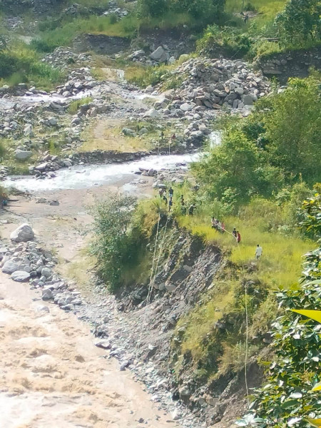 बाढीका कारण विद्युत् आपूर्ति अवरुद्ध रसुवामा विद्युत् सेवा पुनः सञ्चालन