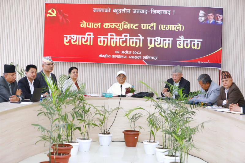 पुनर्गठनको मुद्दा उठाएपछि शंकर पोखरेललाई ओलीले दिए आठौं सिट