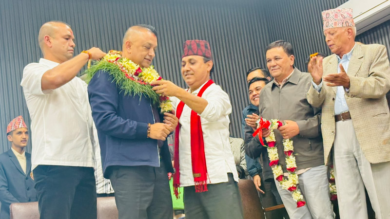 कांग्रेस सभापति गगन थापाले लिए पद तथा गोपनीयताको शपथ