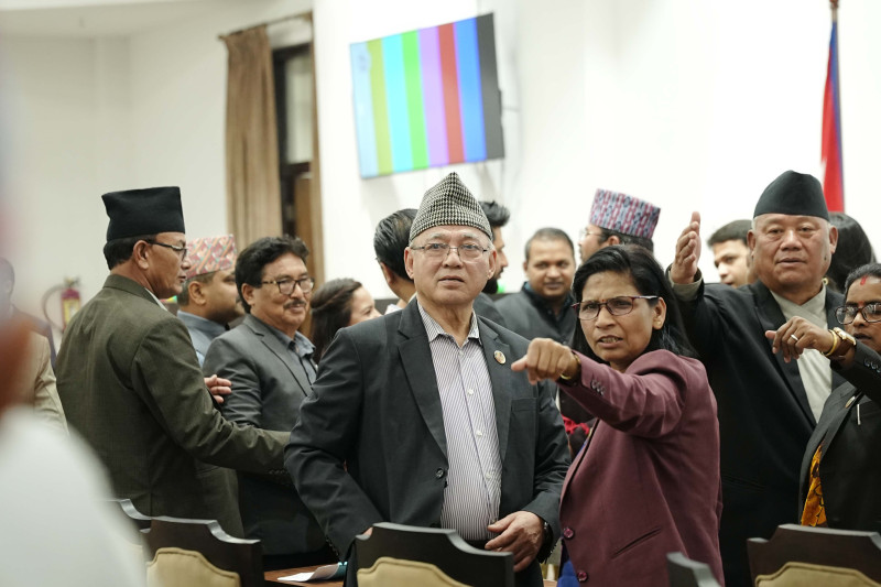संसद् बैठकमा प्रतिपक्षको अवरोध कायमै(तस्बिरहरु)