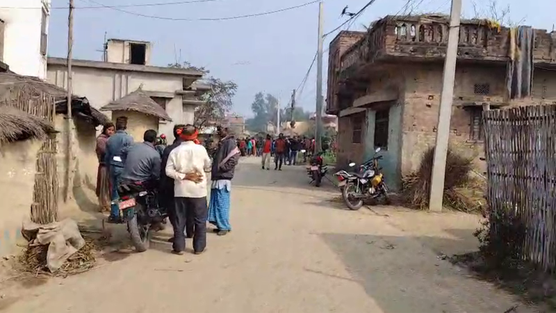 अज्ञात व्यक्तिद्वारा धारिलो हतियार प्रयोग गरी आमा–छोराको हत्या