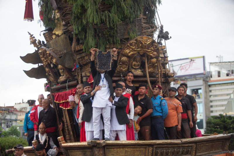 रातो मच्छेन्द्रनाथको भोटो आज देखाइँदै, काठमाडौँ उपत्यकामा सार्वजनिक बिदा