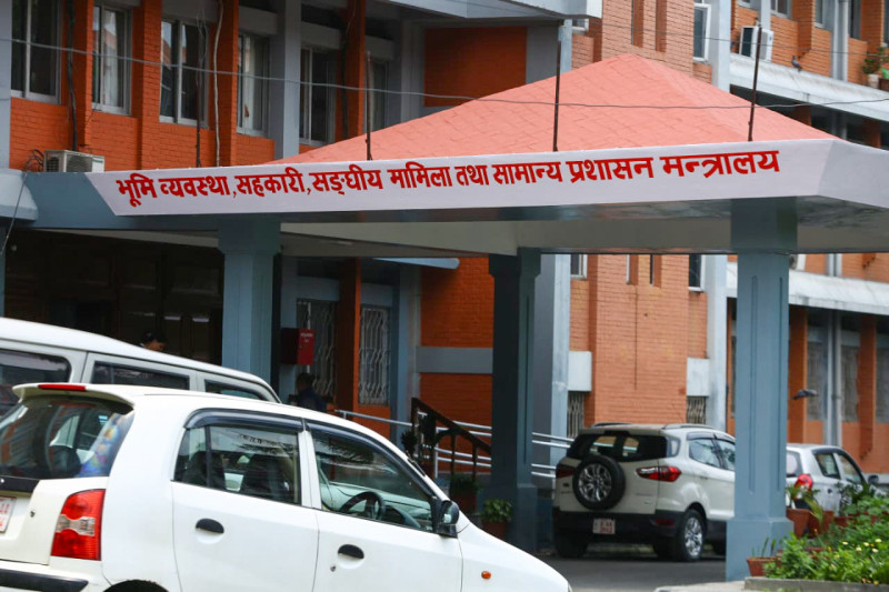 स्थानीय तहमा जनप्रतिनिधि र कर्मचारीबिचको द्वन्द्व समाधान गर्न उच्चस्तरीय समिति गठन