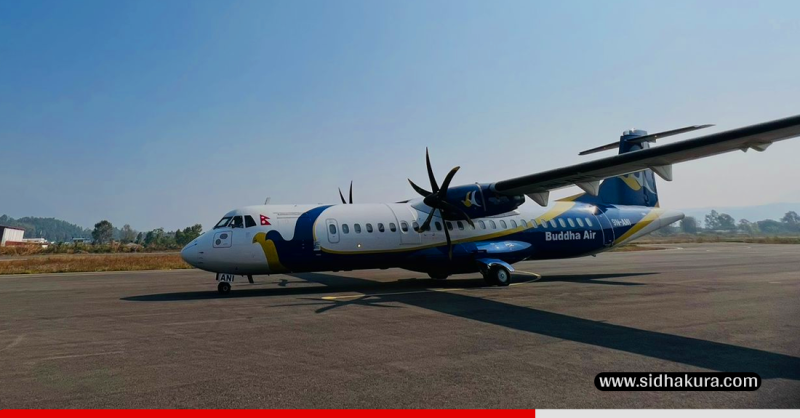 उडान भरनै लाग्दा यात्रुले विमानको आपतकालिन ढोका खोलिदिएपछि....