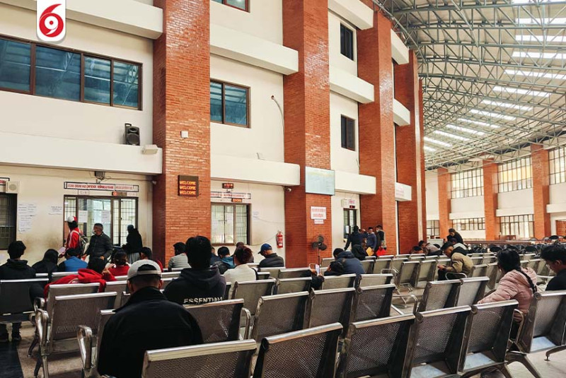 सार्वजनिक बिदामा पनि राहदानी विभागको सेवा जारी(तस्बिरहरु)