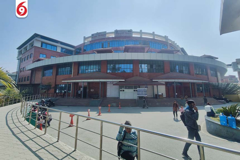 चाप व्यवस्थापन गर्न बिदाका दिन पनि राहदानी सेवा सञ्चालन